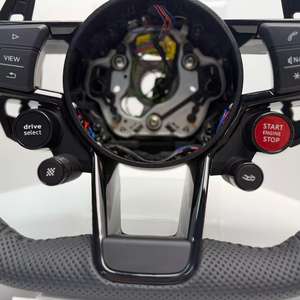 Volante R8 con pulsante di avviamento, in pelle completamente traforata, per <span class=keywords><strong>A3</strong></span> A4 A5 A6 B8 B9 Q3 Q5 TT TTRS RS3 RS4 S3 S4 S5 8V - Product Image 4