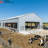 Structure en acier préfabriquée pour élevage caprin, bâtiment préfabriqué à poteaux à faible coût, abri de stockage/étable 30x40