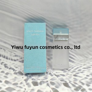 Eau de Toilette Unisex Light Blue 100ml, Stile Europeo <span class=keywords><strong>e</strong></span> Americano <span class=keywords><strong>Dolce</strong></span> <span class=keywords><strong>Gabbana</strong></span>, Fragranza Intensa <span class=keywords><strong>e</strong></span> Duratura - Product Image 2