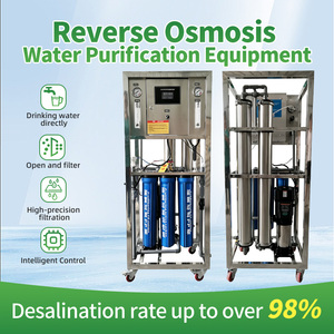 L'équipement de traitement d'eau par osmose inverse de 250 LPH filtre l'eau pour la rendre pure et potable directement. - Product Image 2