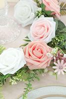 Fleurs artificielles en soie plastique, roses en mousse réalistes pour bouquets de mariage DIY, décorations de Noël, tables de fête, maison