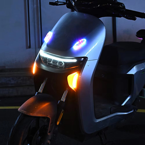 ไฟเตือน LED พลังงานแสงอาทิตย์ ไฟกระพริบแบบแฟลช ไฟนิรภัยหลากสี ไฟสัญญาณฉุกเฉินด้านหลังสำหรับจอดรถสำหรับยานพาหนะ - Product Image 3