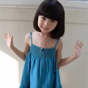 <span class=keywords><strong>Peluca</strong></span> de Moda para Niñas, Cabello Corto y Liso, Estilo Bobo, para Fiestas y Actuaciones, Hecha a Máquina con Fibra Resistente a Altas Temperaturas - Product Image 2