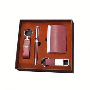 Coffret Cadeau d'Entreprise Promotionnel : Carnet Rigide avec 100 Feuilles, Porte-Cartes, Porte-clés et Stylo – Idéal pour les Accueils et Souvenirs d'Équipe - Product Image 2