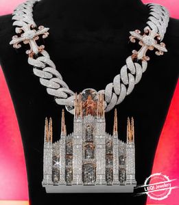 Colgante de Jesús con Diamantes en 3D - Collar con Cruz de Iglesia en Oro de 9K-18K con Diamantes VVS de Laboratorio (Certificado IGI y Probado con Diamantes) - Product Image 1
