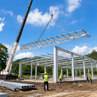 Structure en acier pour portique, bâtiment agricole, hangar métallique isolé à panneaux sandwich pour le stockage de machines agricoles