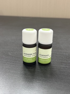 Aceite Esencial de Lavanda y Romero Cineol al por Mayor para el Cuidado de la Piel y el Cabello - 100% Puro y Natural - Etiqueta Privada al por Mayor - Product Image 2