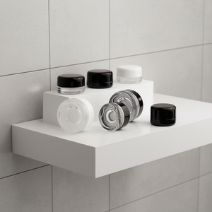 Pot en verre cylindrique avec couvercle à vis noir pour le stockage de produits de soin personnel, pot en verre avec couvercle en plastique, pot cosmétique rond en verre avec couvercle noir - Product Image 4