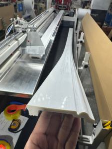 Moulures de plinthe en PS écologiques et durables pour moulures murales et garnitures de <span class=keywords><strong>cadre</strong></span>, pour applications commerciales, résidentielles et d'ingénierie - Product Image 3