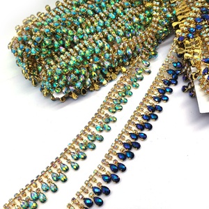 Delicate finiture con frange di perline per haute couture, nappa con frange di perline fatte a mano, frangia di perline di semi, forniture per costumi da ballo di artigianato di modisteria