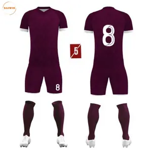 Custom Nieuwe Roze Ontwerp Hoge Kwaliteit China Leverancier Fabriek Topkwaliteit Blank Voetbal Jersey