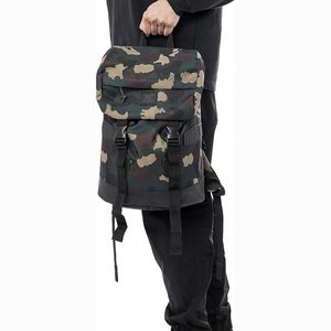 Muestra gratuita del fabricante, logotipo personalizado OEM, mochila impermeable enrollable de viaje, ecológica y sostenible, hecha de poliéster RPET. - Product Image 1