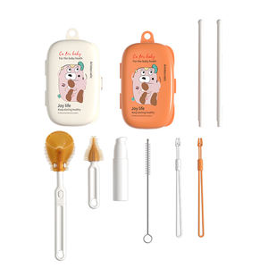Ensemble de brosses de paille pour biberon multifonctionnel portable Matériau en silicone durable et facile à nettoyer, y compris l'acier inoxydable et le nylon PP - Product Image 1