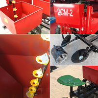 Planteuse de pommes de terre, d'ail et d'oignons efficace pour l'agriculture, montée sur tracteur