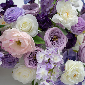 EG-E74-1 Organiza un Centro de Mesa Decorativo para Bodas con Flores Artificiales y Fondo Fotográfico para Eventos - Product Image 4