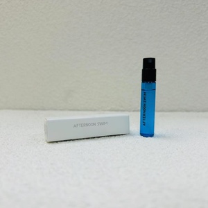Sets de Viaje de Perfume Floral en Spray al por Mayor y Mini Fragancias Frescas para Amantes del Perfume en Movimiento - Product Image 4