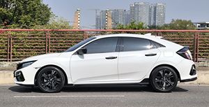<span class=keywords><strong>Honda</strong></span> Civic 220TURBO Hatchback CVT Edición Deportiva 2021 - Product Image 4