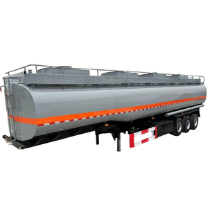 Semi-remorque <span class=keywords><strong>citerne</strong></span> à carburant en alliage d'aluminium de 40 000 <span class=keywords><strong>litres</strong></span>, <span class=keywords><strong>camion</strong></span> de transport d'essence avec capacités de chargement/déchargement et de ravitaillement - Product Image 1