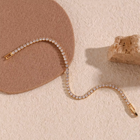 Style de vente chaude tous les nouveaux bijoux à la main petit cuivre plaqué or 18 carats Zircon chaîne Bracelet femme