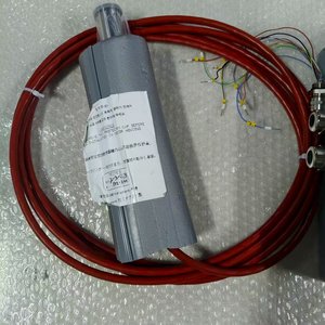 Caja de Interfaz VAF 0279-0112 ViscoSense3 con Sensor, Componente Electrónico Original Nuevo, Origen Países Bajos, Precio Negociable - Product Image 1