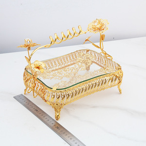 Panier à fruits rectangulaire doré de style 2024, plateau à fruits de luxe en or, plateau à gâteau moderne pour l'Aïd et les mariages - Product Image 4