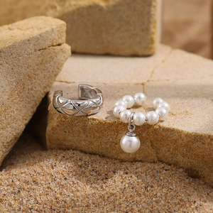 Orecchino a polsino Vewant Trendy con perle di conchiglia, in argento sterling 925 anallergico, per donna e ragazza, con perle, ideale per fidanzamento - Product Image 4