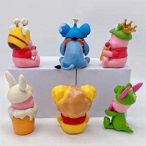 6 styles de figurines en PVC tendance et jouables (Poochie, Piglet, Eeyore) pour machine à griffes et ornements de poupées - Product Image 1