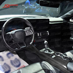 Console centrale en fibre de carbone pour Ford Mustang Dark Horse 2024 - Product Image 2