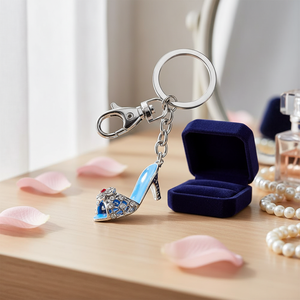Portachiavi a Forma di Sandalo con Tacco, Decorato con Cristalli Blu, Accessorio per Scarpe - Product Image 3