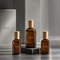 Échantillon Gratuit : Flacons de Parfum en Verre Exquis de 30ml et 50ml pour des Expériences Cadeaux Élégantes avec Pompe Vaporisatrice et Couvercles