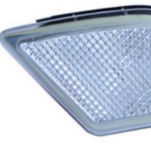 Mercedes-Benz C-Class W204 Side Marker Light White A2048200121 A2048200221 Replacement Part - Product Image 2