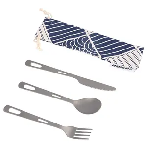 低最小起订量便携式餐具套装户外野营野餐刀叉勺3合1钛餐具