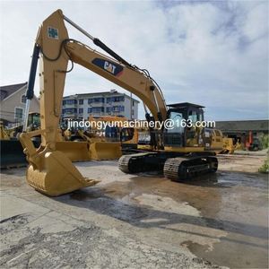Excavatrice d'occasion Caterpillar Cat 323D d'origine japonaise, modèle moyen, sur chenilles - Product Image 5