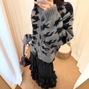 2025 autunno inverno nuovo <span class=keywords><strong>Cardigan</strong></span> in maglia spessa arancione con motivo a <span class=keywords><strong>poule</strong></span> Casual a maniche lunghe stile retrò ampio da donna - Product Image 1