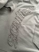 Camiseta Personalizada con Bordado de Parche, Tejida en 100% Algodón, Corte Regular, Ecológica y Transpirable