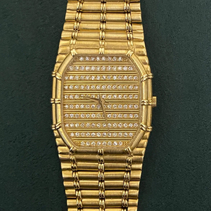 Reloj de cuarzo de dos tonos con esfera cuadrada, pulsera con indicador de fecha para uso diario - Product Image 1