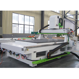 Machine de fraisage CNC ROCTECH 1500x3000mm, déplacement 3 axes, broche 9kW, précision de positionnement 0,03mm, 380V/220V - Product Image 3