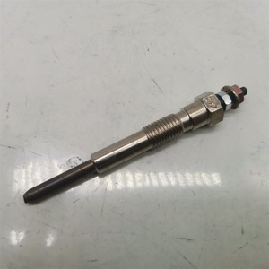 หัวเทียนเครื่องยนต์ 4D95 รุ่น 19850-58010 หัวเทียนอุ่นเครื่อง - Product Image 1