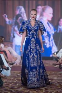 Elegante Vestido de Noche para Boda/Fiesta con Bordado Zardozi Premium de Alta Calidad - Product Image 2