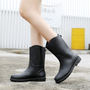 <span class=keywords><strong>Botas</strong></span> <span class=keywords><strong>de</strong></span> <span class=keywords><strong>lluvia</strong></span> <span class=keywords><strong>de</strong></span> tubo medio a la moda 2024 <span class=keywords><strong>para</strong></span> <span class=keywords><strong>mujer</strong></span>, impermeables, antideslizantes, <span class=keywords><strong>de</strong></span> PVC, informales, versátiles, <span class=keywords><strong>para</strong></span> verano e invierno, <span class=keywords><strong>para</strong></span> adultos, a prueba <span class=keywords><strong>de</strong></span> <span class=keywords><strong>lluvia</strong></span> - Product Image 6