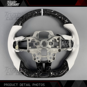 Nuevo Diseño para <span class=keywords><strong>Ford</strong></span> <span class=keywords><strong>Mustang</strong></span> S550 2015-2023 <span class=keywords><strong>GT</strong></span> <span class=keywords><strong>350</strong></span> GT500 <span class=keywords><strong>Shelby</strong></span> Mach 1, Volante Personalizado de Fibra de Carbono Forjado con Calefacción - Product Image 5