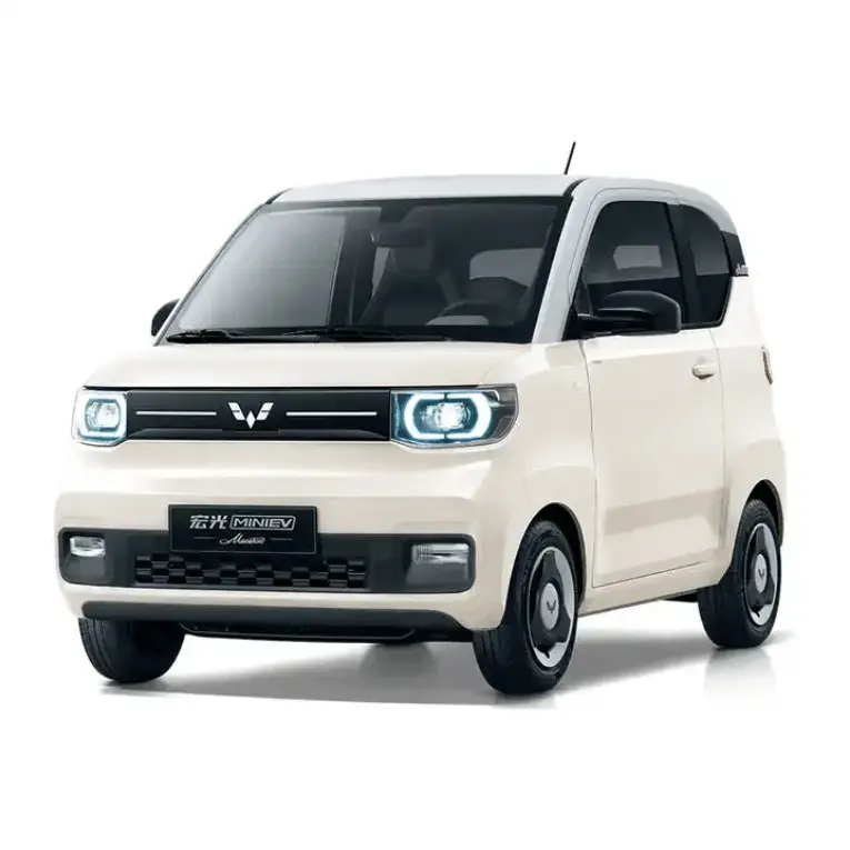 Мини-автомобили Wuling Mini с длительным сроком службы батареи, новые энергетические электромобили Wuling Hongguang Mini EV в наличии