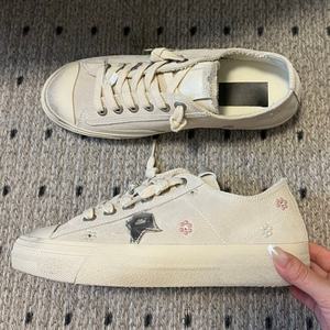 Zapatillas Deportivas Casuales de Alta Calidad, Marca Original White Goose, de Caña Baja, con Cordones, de Cuero Genuino, con Diseño de Camuflaje, a la Moda - Product Image 1