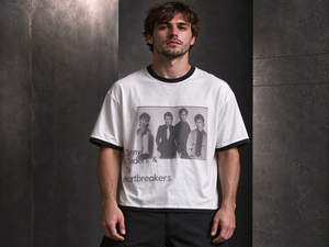 T-shirt Ringer en Coton Lourd 260 g/m² Style Vintage avec Impression Sérigraphique <span class=keywords><strong>Groupe</strong></span> <span class=keywords><strong>Rock</strong></span>, Col et Poignets Contrastants, Coupe Oversize, Logo Personnalisé – Vente en Gros - Product Image 4