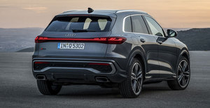 Commandes personnalisées acceptées - <span class=keywords><strong>Audi</strong></span> <span class=keywords><strong>Q5</strong></span> 40 E-tron d'occasion avec moteur 4x4, longue autonomie NEDC, charge rapide, sièges en cuir, intérieur sombre - <span class=keywords><strong>À</strong></span> <span class=keywords><strong>vendre</strong></span> - Product Image 6