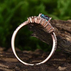 Anillo de Compromiso de Plata de Ley 925 con Corte de Pera y Alejandrita Cultivada en Laboratorio, Joyería Fina Popular para Bodas, Fiestas y Aniversarios de Mujeres - Product Image 2