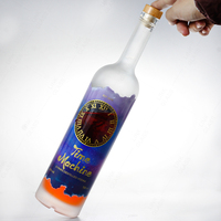 Bouteille en verre givré vide personnalisée Oslo pour spiritueux (gin, rhum, tequila, vodka 700ml, vodka 750ml, vodka 1000ml, whisky, brandy) avec bouchon en liège