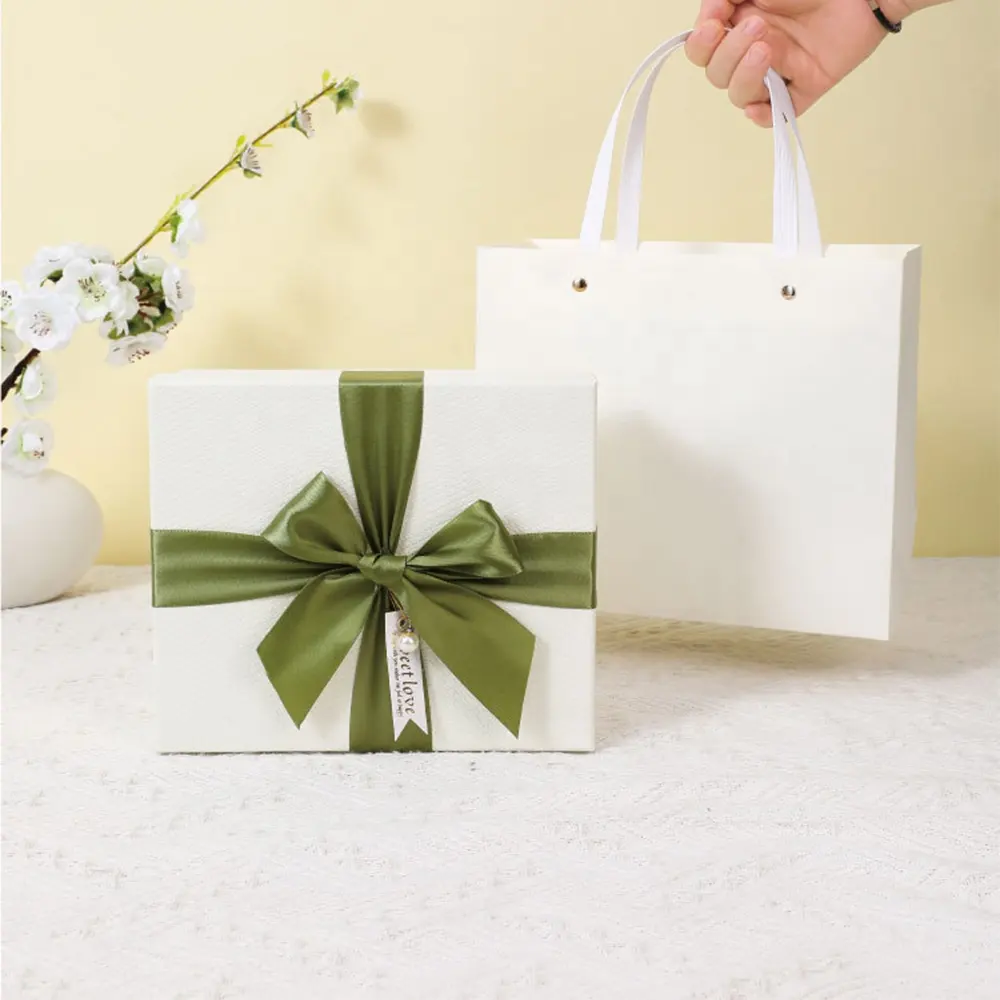 Scatola stampa coperchio minimalista cartone candela cioccolato bianco rettangolare confezione regalo con nastro
