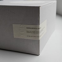 Autocollants et étiquettes d'emballage personnalisés avec logo, texture mate, impression offset, design en relief, scellage 3D