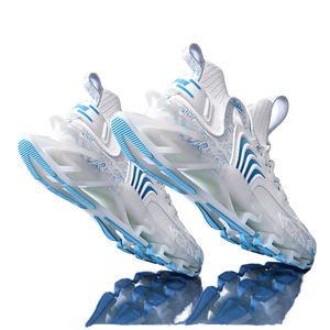 Chaussures de course tendance pour hommes, personnalisées, antidérapantes, avec empeigne et doublure en peluche, respirantes, résistantes à l'usure, augmentant la taille, en PVC - Product Image 2